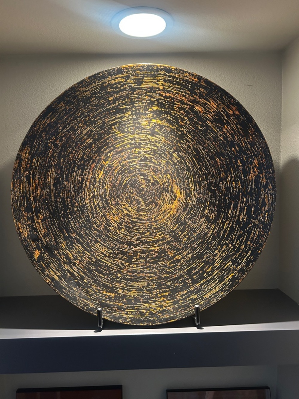 Round Abstract Wall Art in Black and Gold